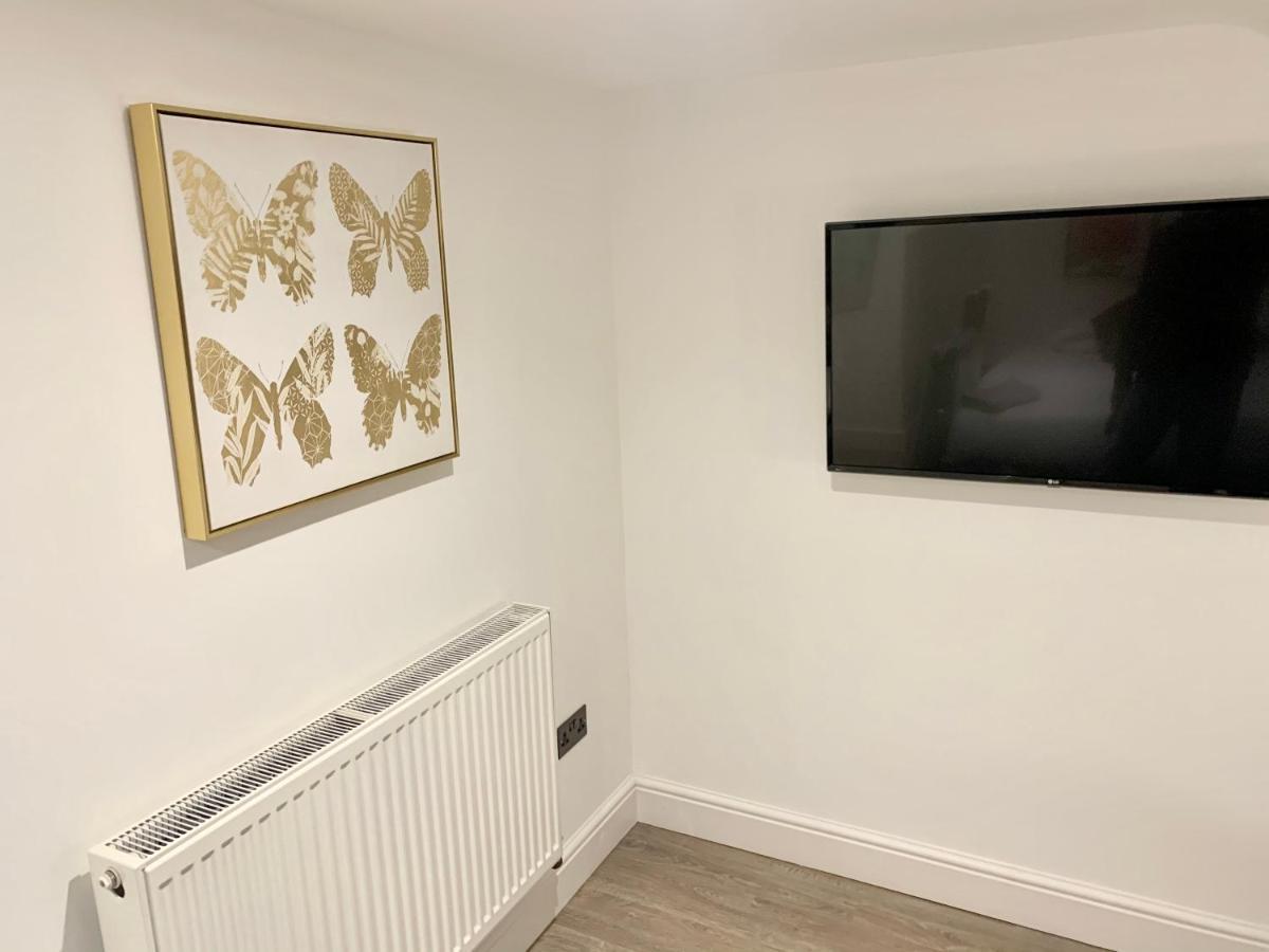 Large 3 Bedroom Modern Apartment Close To Central London 핀칠리 외부 사진